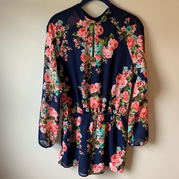 Women’s Floral Romper/Jumpsuit - Picture 1 of 6